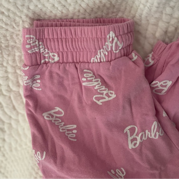 Barbie Sweats 🩷🎀 - Picture 3 of 3